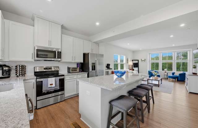 204 Filmore Dr Gallery 2