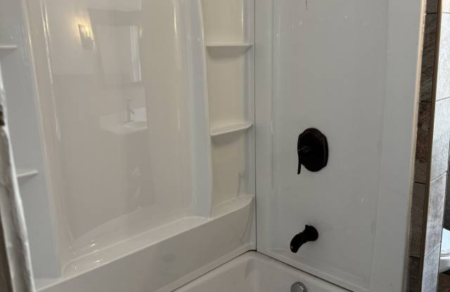 1413 Beech St - 1413 Beech Street, McKeesport, PA 15132