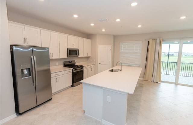 15908 Green Acres Avenue Gallery 3