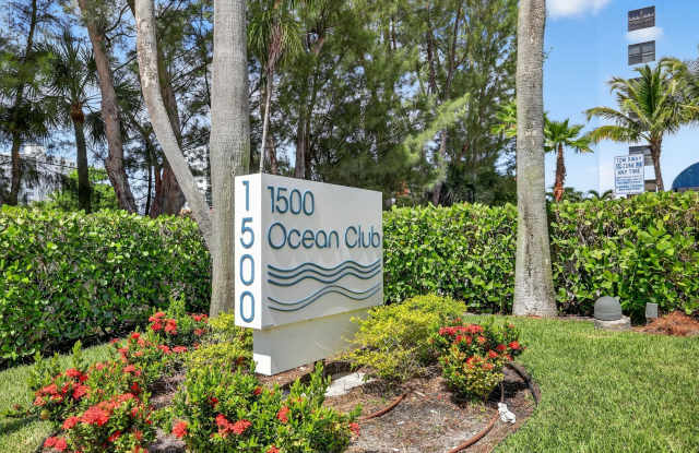 Large 2 Bedroom 2 Bathroom, Condo with great ocean views on the sand in Pompano Beach! photos photos