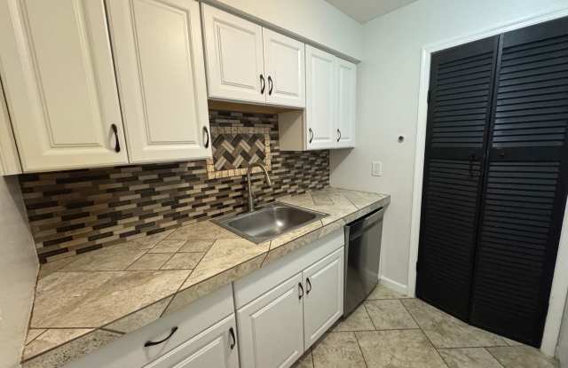 Beautiful 2 Bedroom 1 Bath townhome in Willow Grove $1,995/month Gallery 4