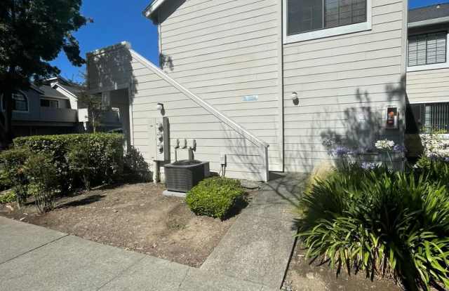 Upstairs One-bedroom Condo photos photos Upstairs One-bedroom Condo photos photos