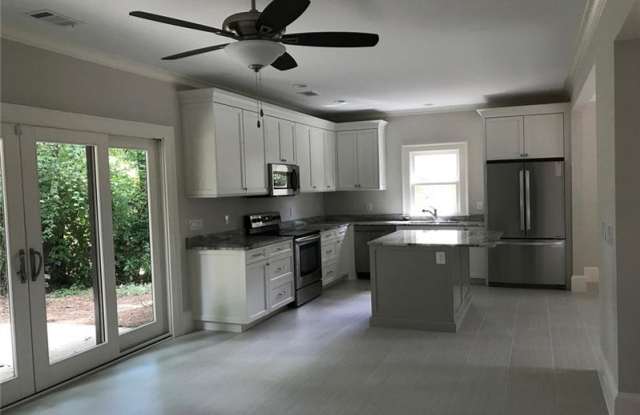 2618 Parkside Drive NE Gallery 2