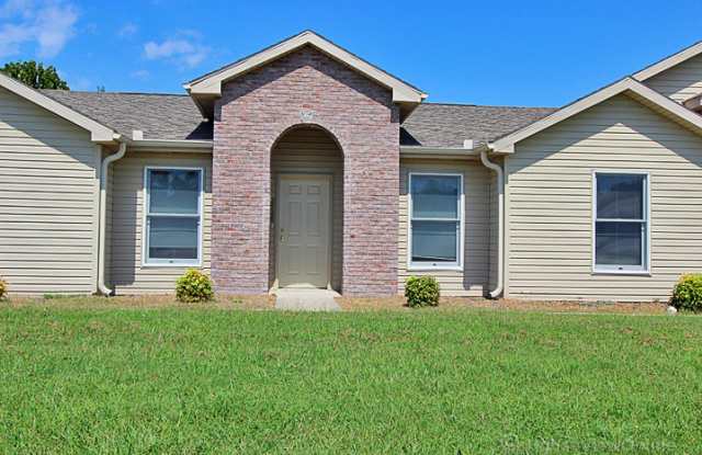 2 Bedroom Triplex in Cape Gallery 3