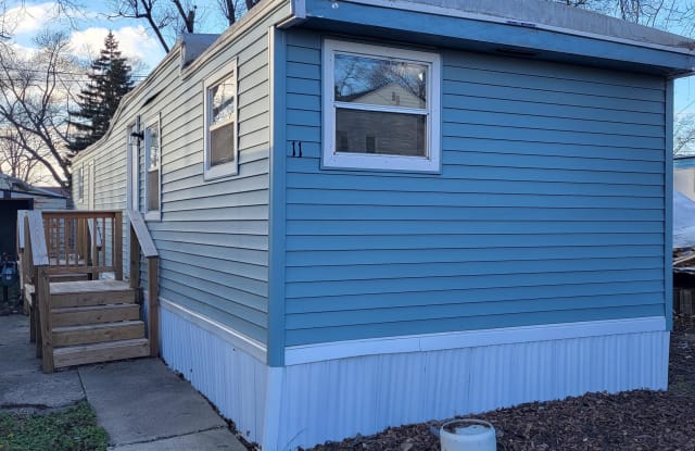 1040 Avenue Of The Cities - 11 photos photos