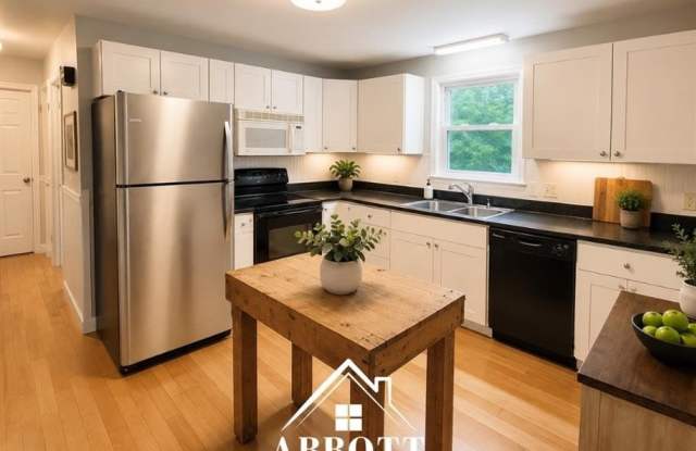 48 Wayland Trail Gallery 3