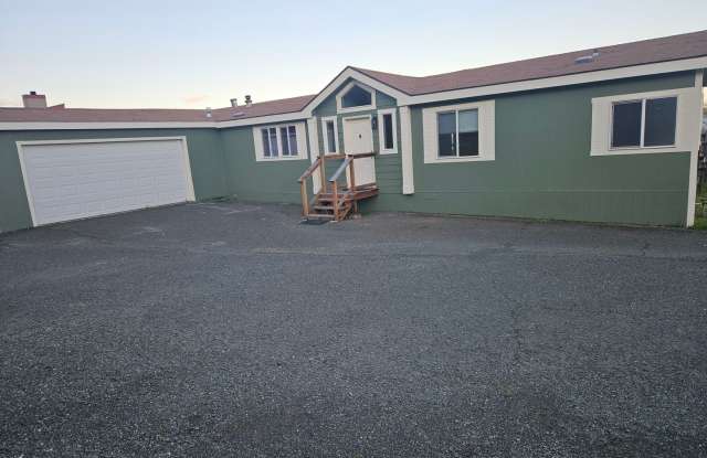 Rental with a Lake View in Lakeport photos photos