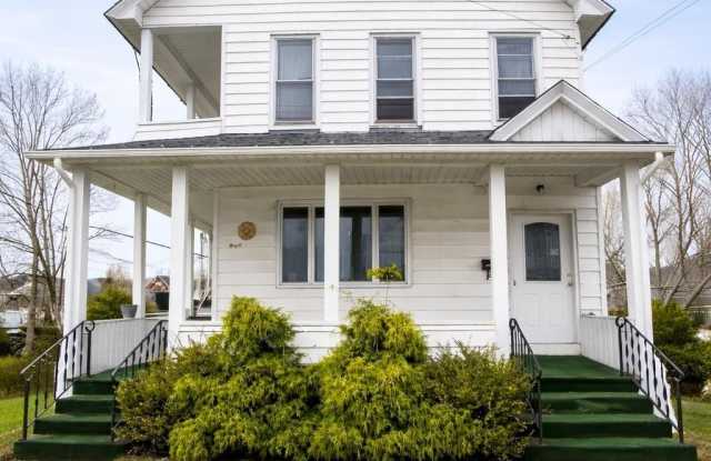 300 Division Street photos photos