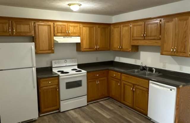 200 Glendale Avenue - B Gallery 2