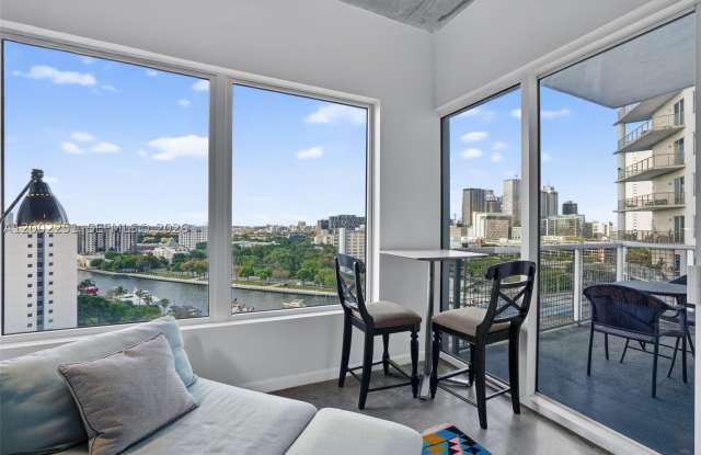 10 SW S River Dr Gallery 1