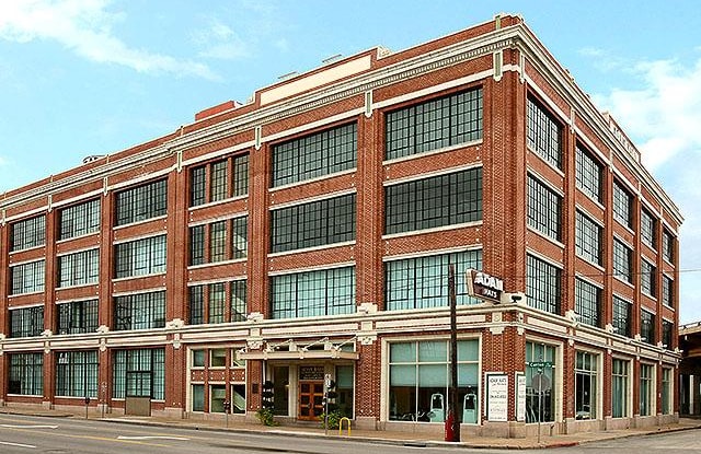 2700 Canton St, Dallas, TX 75226 - 2700 Canton Street, Dallas, TX 75226