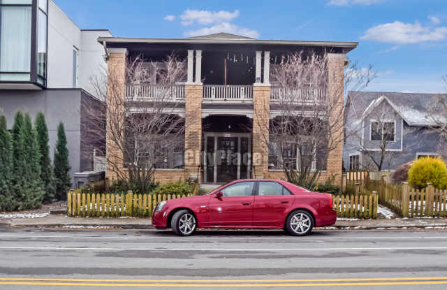 537 E 11th St Apt 1 photos photos