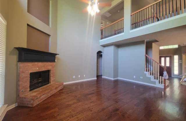 3844 Birchmont Drive Gallery 3