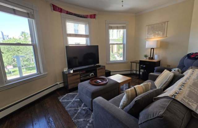 347 West 4th St. photos photos