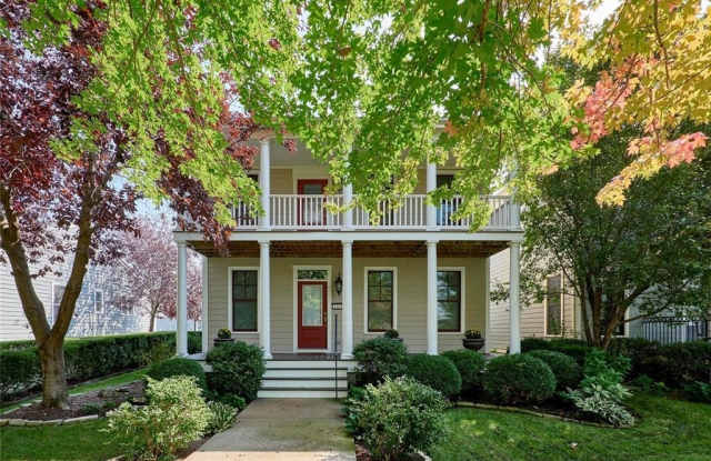 3214 S Canal Way photos photos