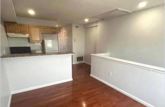 826 WASHINGTON Avenue photos photos