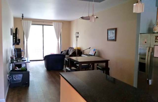 Cozy Condo in Desirable Kings Ridge Neighborhood photos photos