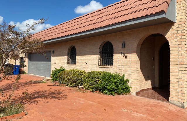 Beautiful 3bed/ 2bath home in Mcallen area photos photos