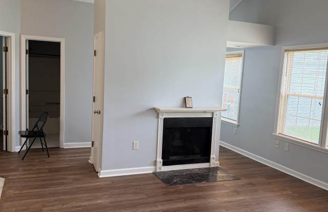 126 Whitehaven Ct. Gallery 4