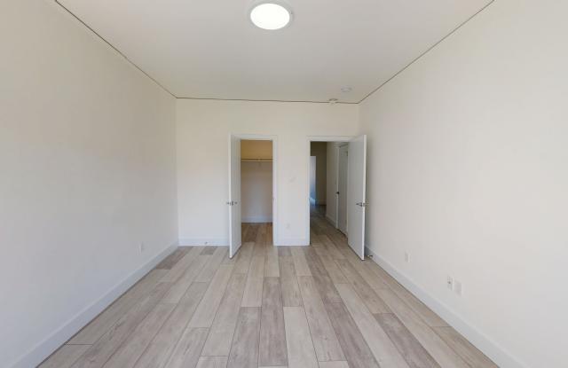 225 Mallorca Way Gallery 4
