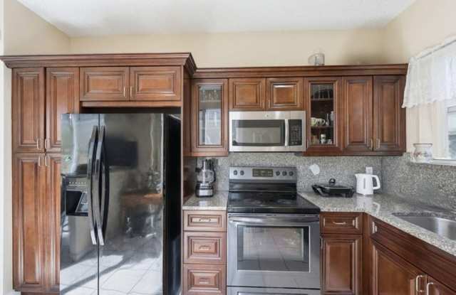 1239 Sussex Street, Boynton Beach, FL 33436 photos photos