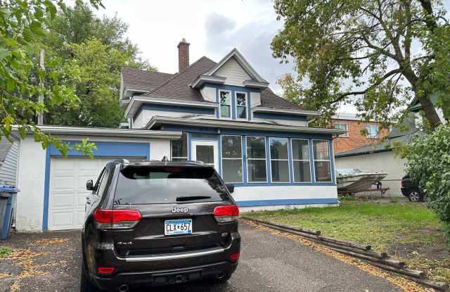 Kingfield Single Family Home, Washer/Dryer, Newly Finished Floors and Carpet, 1 Car Garage - 815 West 38th Street, Minneapolis, MN 55409