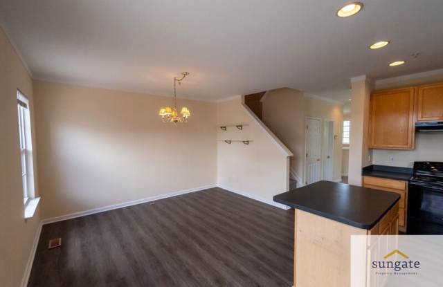 11 Hallsdale Ct Gallery 4