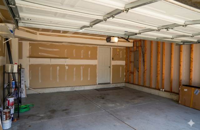 3516 King Edward Way Gallery 2