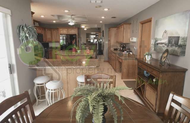 713 Lake View Dr Gallery 3