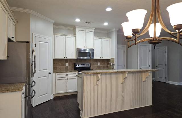905 Glenhaven Drive Gallery 2