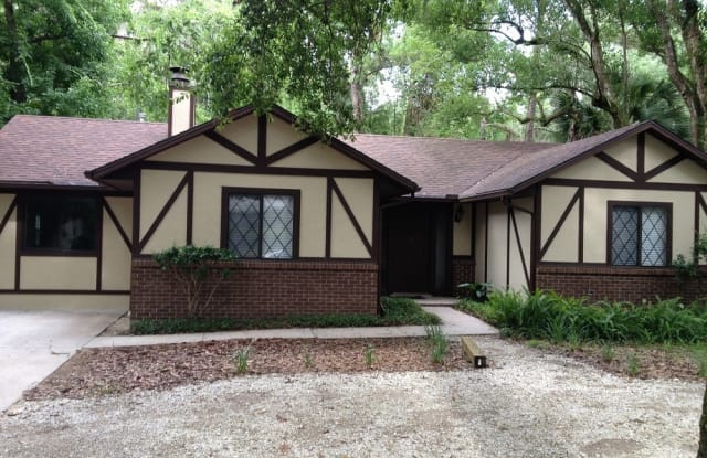 11 SW 24th St - 11 Southwest 24th Street, Gainesville, FL 32607