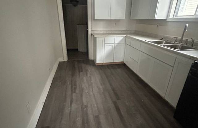 1 bedroom 1 bath House Gallery 4