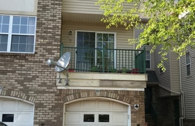 223 RHOADS DR - 223 Rhoads Drive, Somerset County, NJ 08502