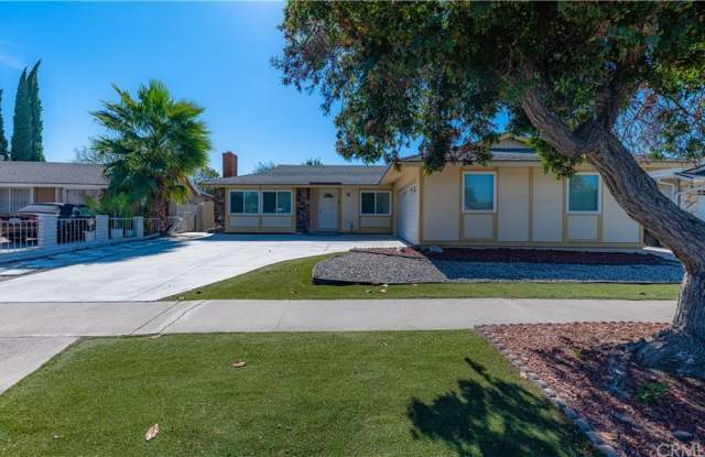 1434 E Clifpark Way - 1434 East Clifpark Way, Anaheim, CA 92805