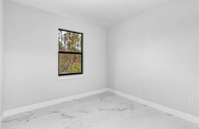 808 37th Ave Nw Gallery 2