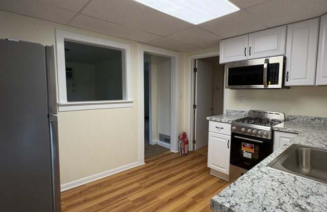 Updated 1-Bedroom Apartment – Move-In Ready! Gallery 3