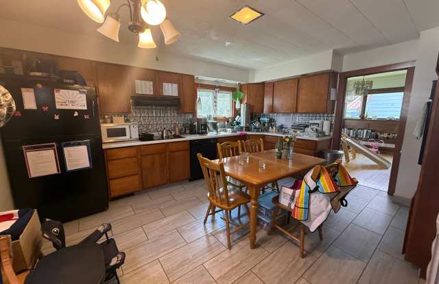 3 Bed 2 Bath Single Family Home in Antigo photos photos