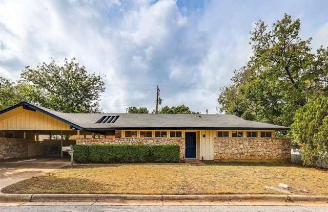 3240 Lubbock Avenue - 3240 Lubbock Avenue, Fort Worth, TX 76109