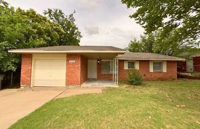 2709 NW Hilltop Drive photos photos 2709 NW Hilltop Drive photos photos