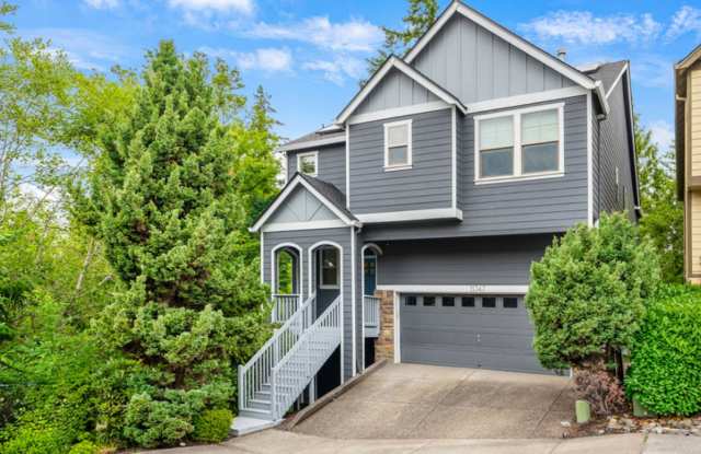 Spacious 5-Bedroom Retreat with Private Greenbelt Views in a Prime Location photos photos