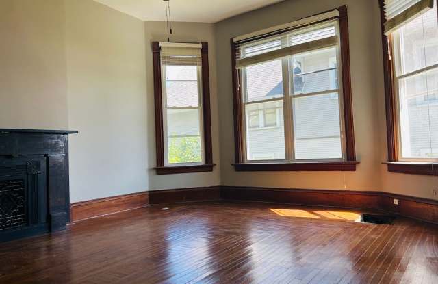 431 W. 16th St. photos photos