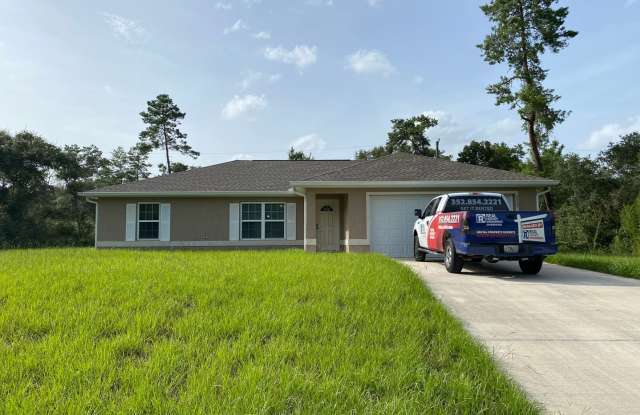 Desirable SW Ocala Neighborhood 3/2/2 **Won't Last** photos photos