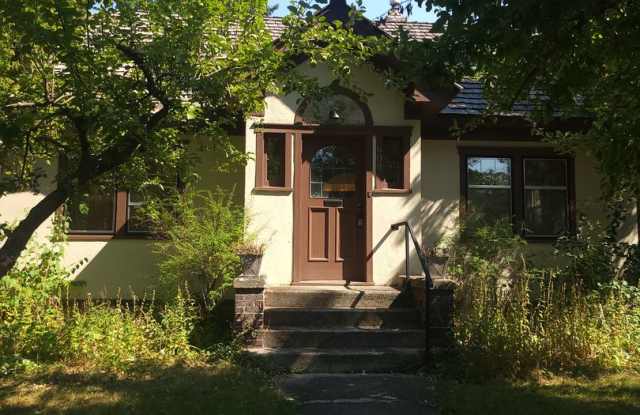 Cozy Home in Historic Bozeman photos photos