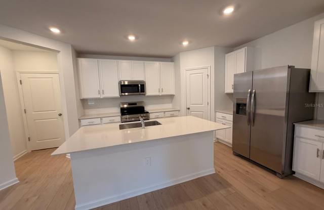5176 CLAY WHALEY Road Gallery 2