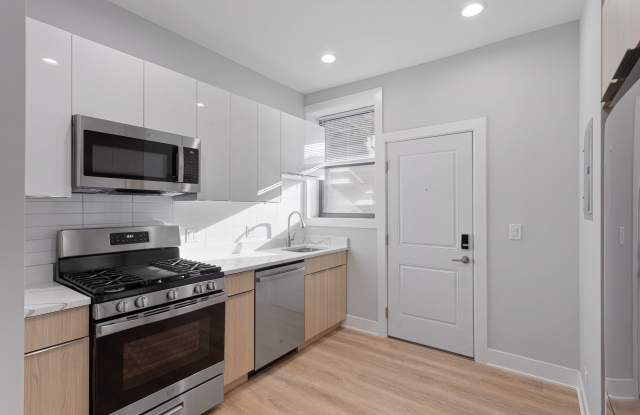 6929 N Lakewood Ave photos photos