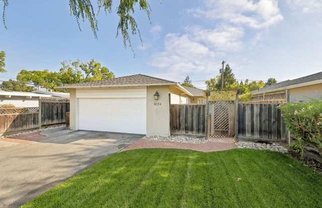 Conveniently Located 3 Bed, 2 Bath Single Family Home in Midtown Palo Alto photos photos