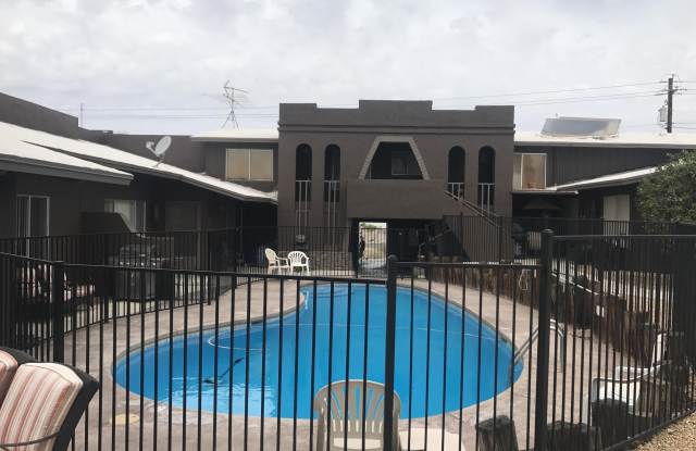 2201 Sandwood Dr unit: 2 photos photos