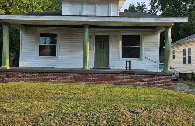 4 Bed 1 bath - EHA Approved! Gallery 1