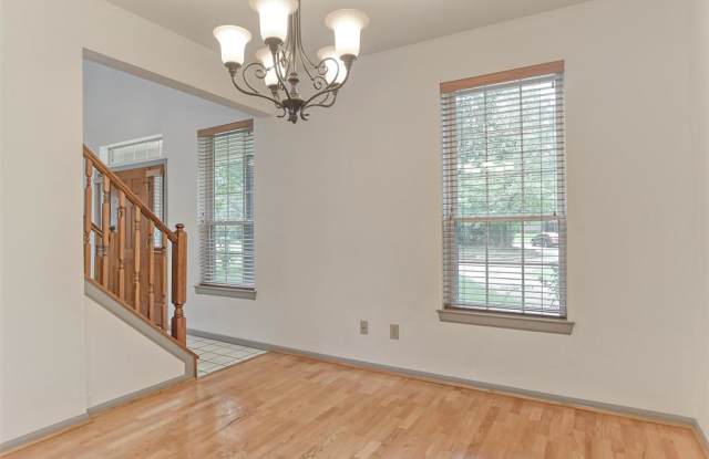 71 W Indian Sage Circle Gallery 3