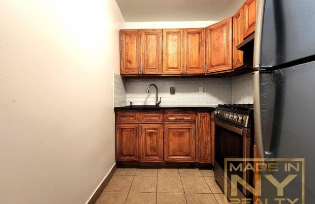 27-10 30th Ave - 27-10 30th Avenue, Queens, NY 11102